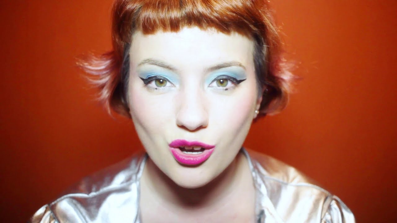 VICU VILLANUEVA - CUERPOS REALES (Video Oficial)