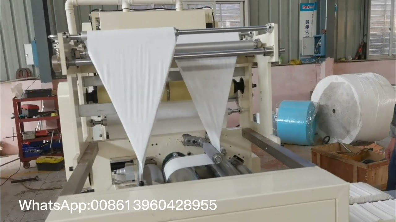 1/8 folding special design napkin tissue processing machine