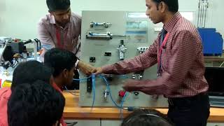 4 Mechatronics Pneumatics System