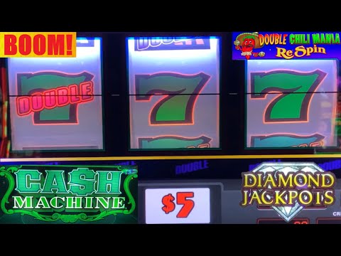 Double Strike brings the color match + Kim found a JUMBO Cash machine slot!