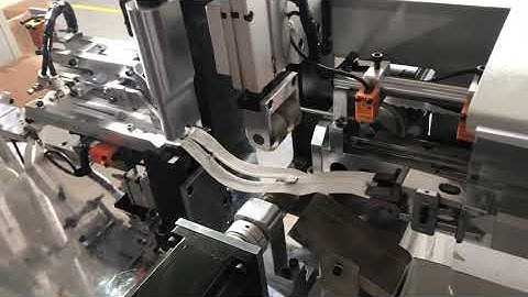 Auto Nylon Zipper Open-End Straight Cutting Machine   J10XXX