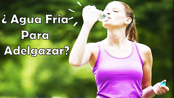 ¿Cómo tomar agua fría para adelgazar?