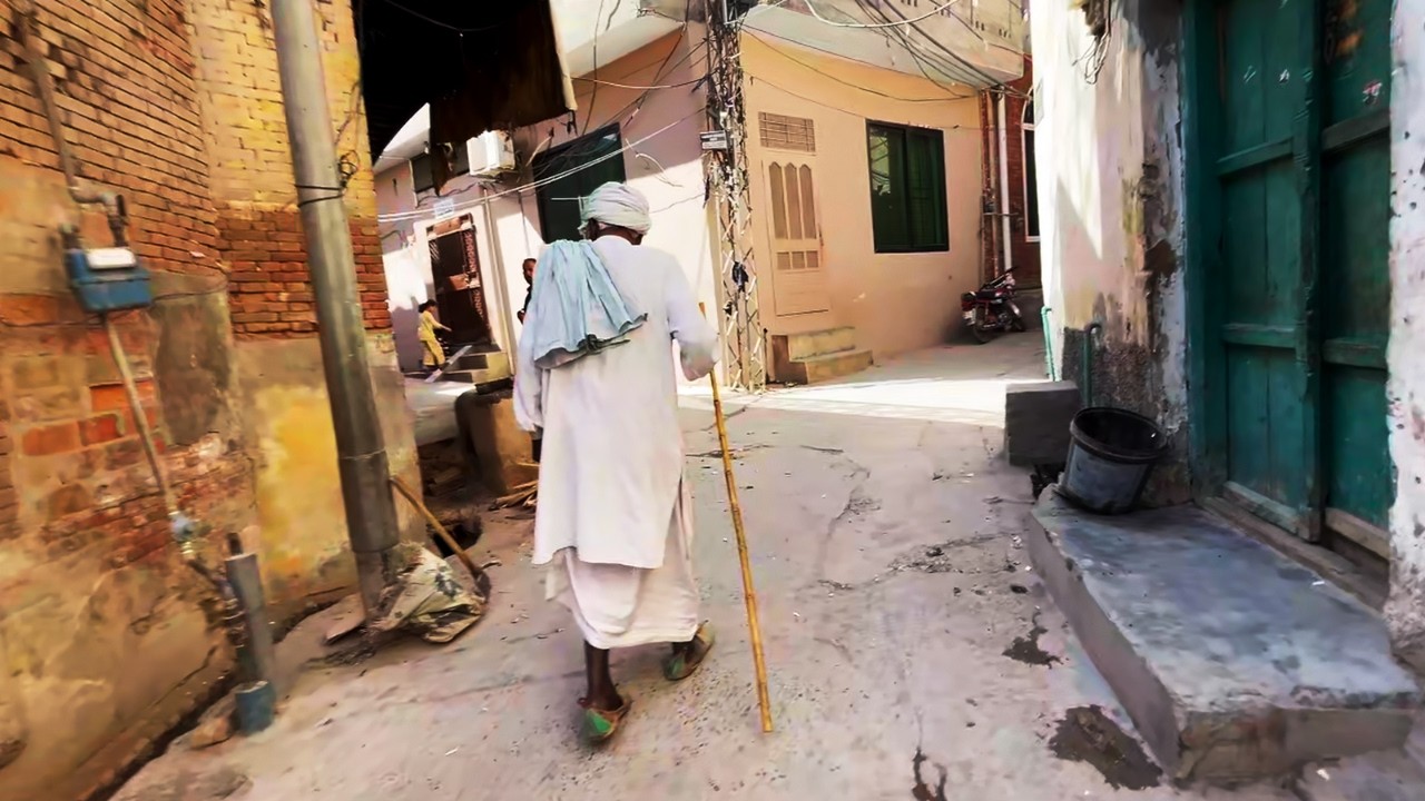 Bhera Village Pakistan in 4K | Walking Tour of Ancient Streets & Hidden Gems