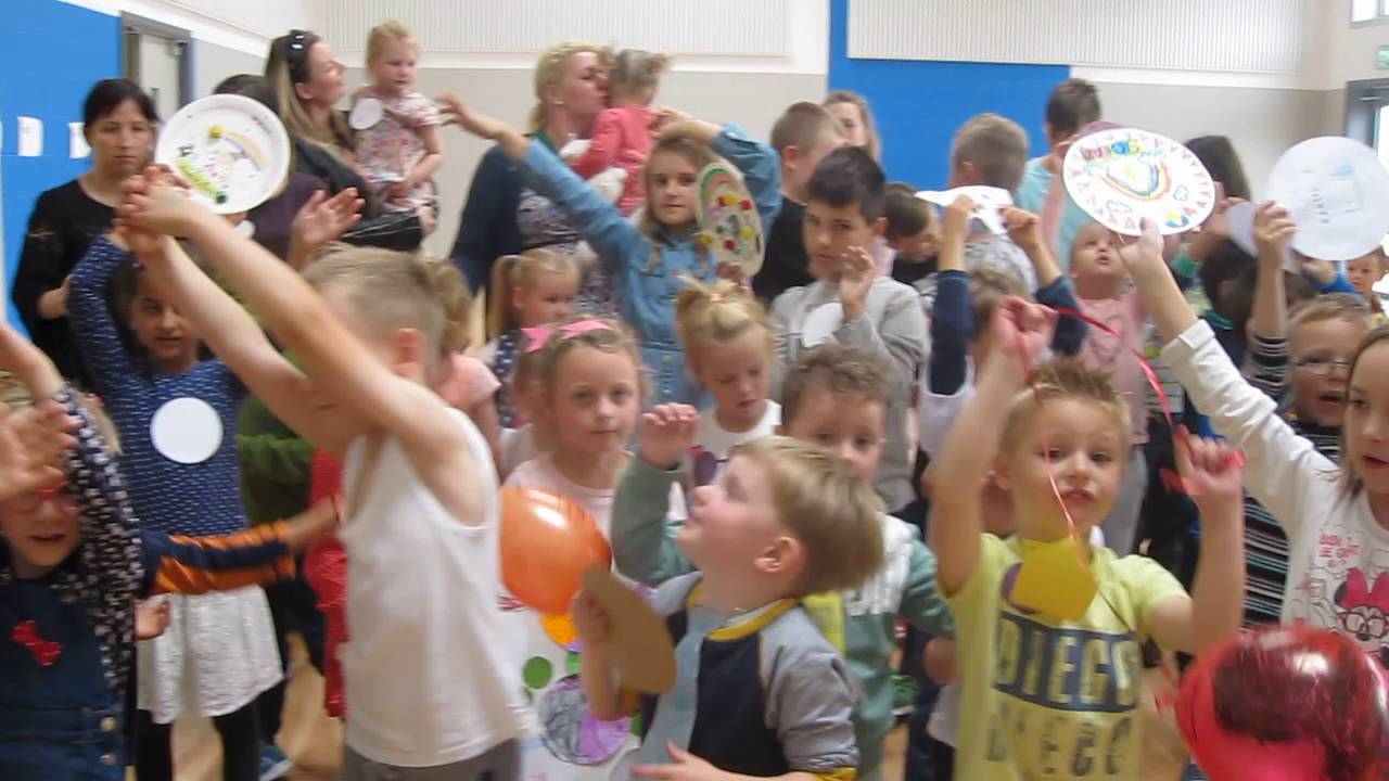 Duża Piłka W Kropki Złote Piosenka Piosenka na Dzień Kropki - Polska Szkoła Bez Granic - YouTube