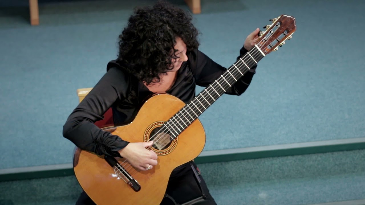Carmen Guzmán - Cinco obras para guitarra (Eleanor Kelly)