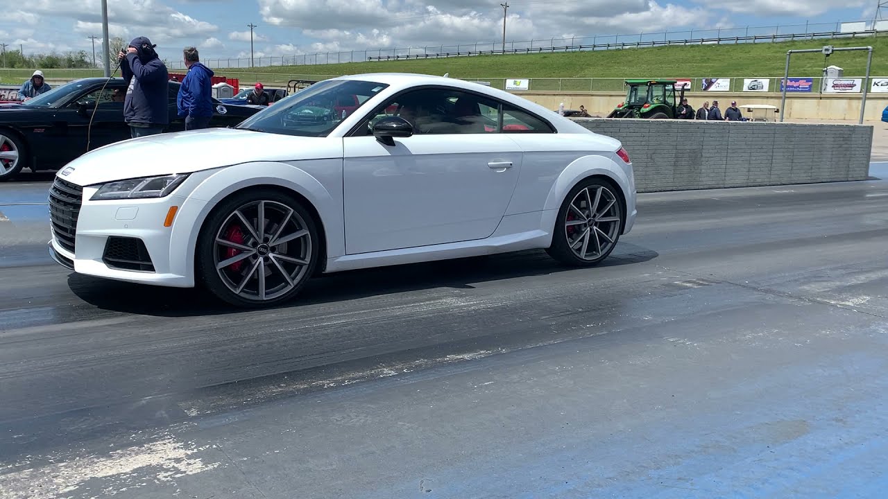 2018 Audi TTS with APR Stage 1 Drag Race vs. Challenger - YouTube