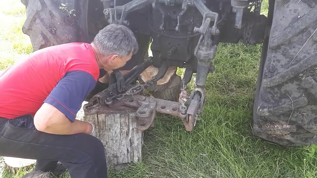 Спустило колесо, помогаем - YouTube