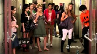 Pretty Little Liars - Mona 2x13