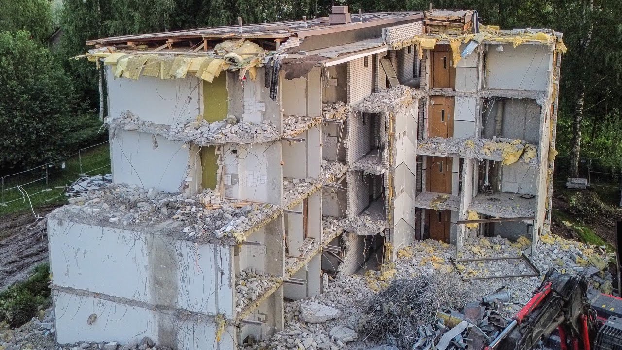 Purkuhommat Pieksämäellä käyvät kuumana! (Drone ilmakuvaa)