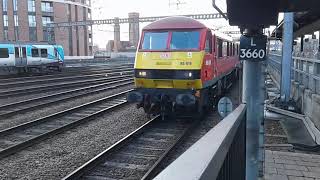 Trains at: Leeds, ECML, 09/02/19
