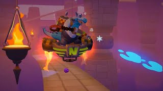 Crash Bandicoot Mobile - Gameplay Walkthrough Part 5 - Frosty Dingodile's Gang Gang Boss Battle screenshot 3