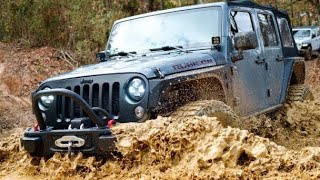 Sky climb 4x4 hill stuntSky climb 4x4 hill stunt game screenshot 4