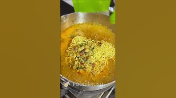 Im really good at cooking instant noodles, Delicious! #Ramen #InstantNoodles #FoodShorts #shortvideo