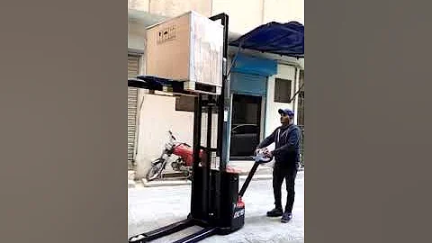 Heli Brand Full Electric Stacker with Lithium Battery @ 3.5 Meters Lifting Height