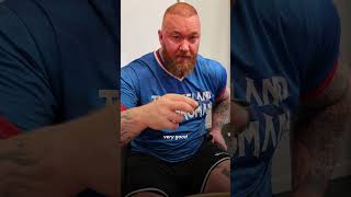 Гора из "Игры престолов" пробует пуэр