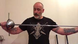 Kvetun review, swords, swords, and dagger