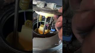 2005 Buick lesabre fuel pump replacement