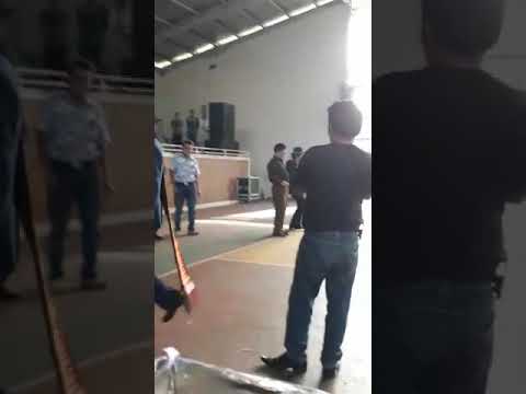 Korem Sihombing Atraksi 3 biji seruling buatannya sendiri di Sport hall Bafam Center 14/4/2018