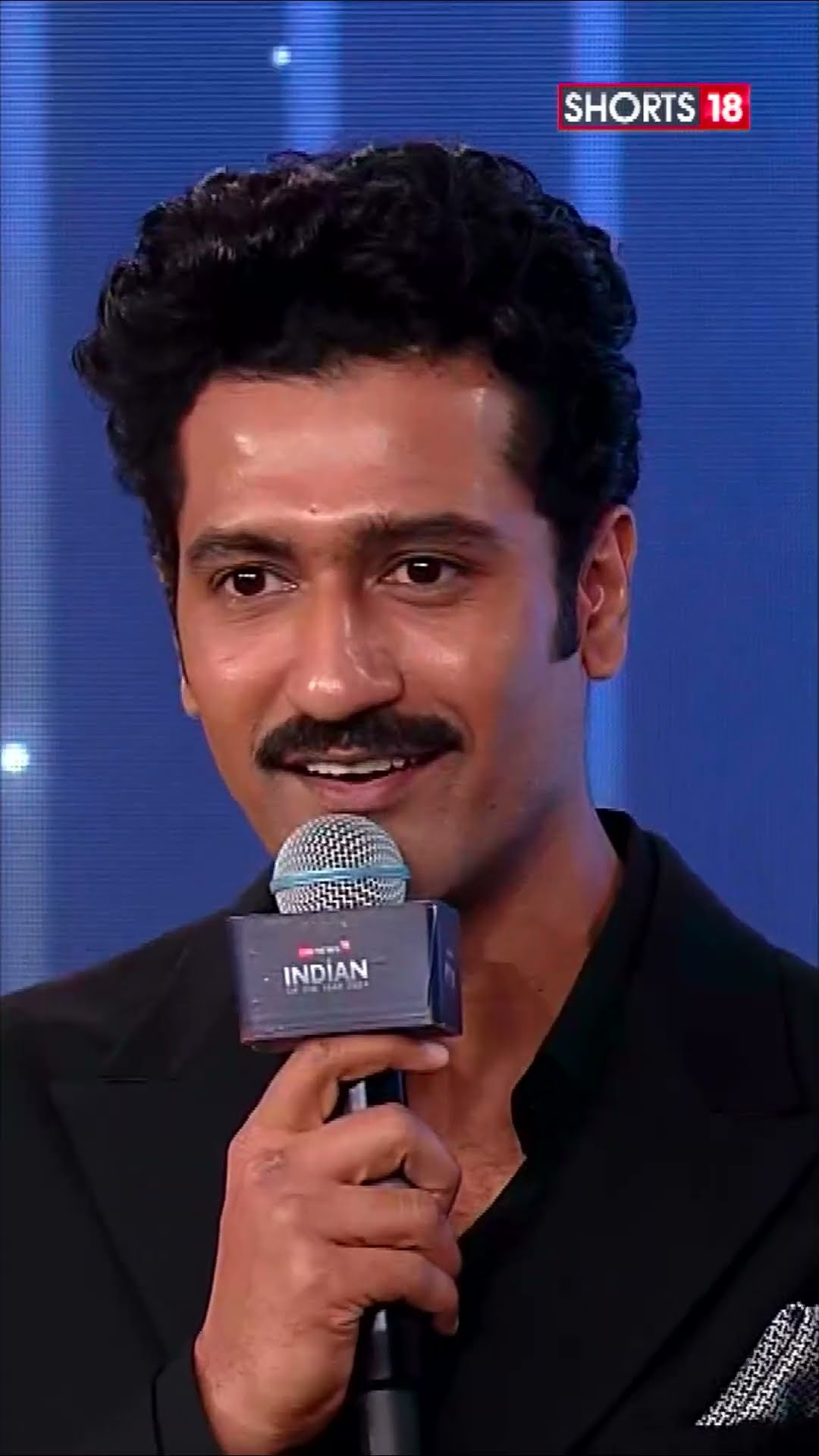 Vicky Kaushal Receives Youth Icon Of 2024 Award At IOTY2025 Talks About His Love For Dancing N18S