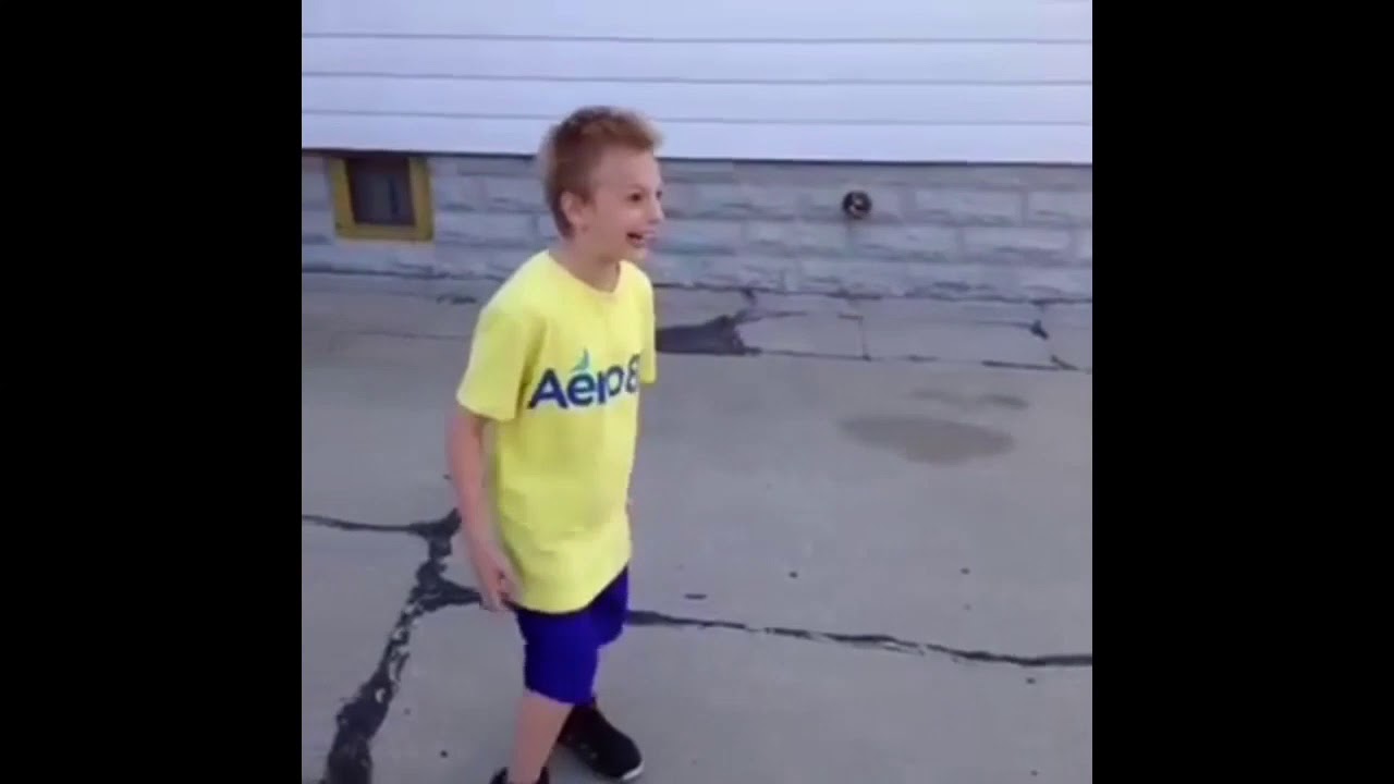 Crazy kid gets hit in the head with a basketball Vine (CoD) YouTube