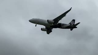 Air New Zealand A320-232 Zk-Oxd Landing Into Nzch On Runway 20