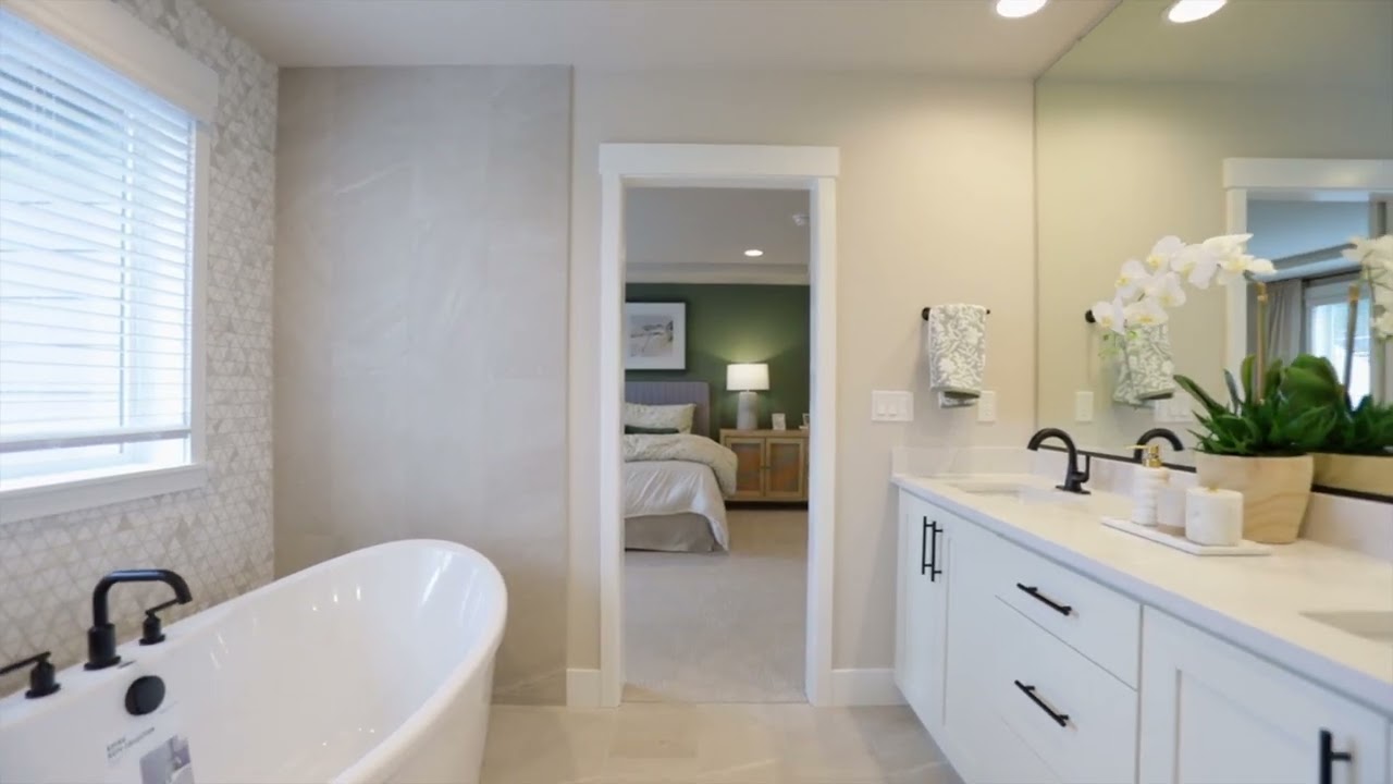 The 2539 Floor Plan Home Tour in Pleasant Valley Villages by Holt Homes | Happy Valley, OR