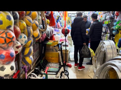 Барахолка Алматы.Байсат.Игрушечный ряд.Спортивный инвентарь.