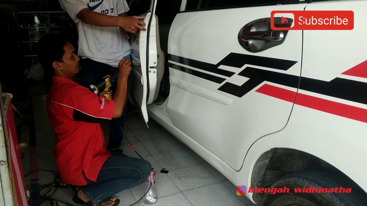 modifikasi cutting stiker STRIPPING AVANZA