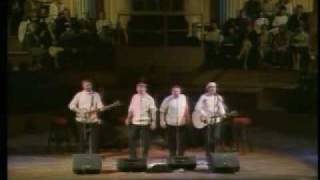 Irish Rover - Clancy Brothers And Tommy Makem chords