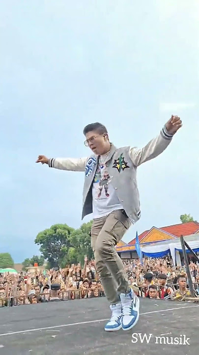 Kangen Band - Terbang Bersamaku Penonton Heboh #kangenband #fyp @swuploud1709