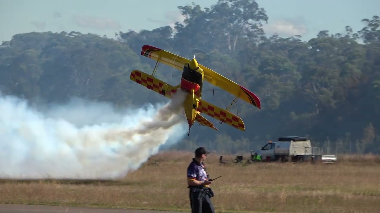 Wolf Pits Pro Display & Hotwheels Race/Bike Flip Central Coast Airshow 2022