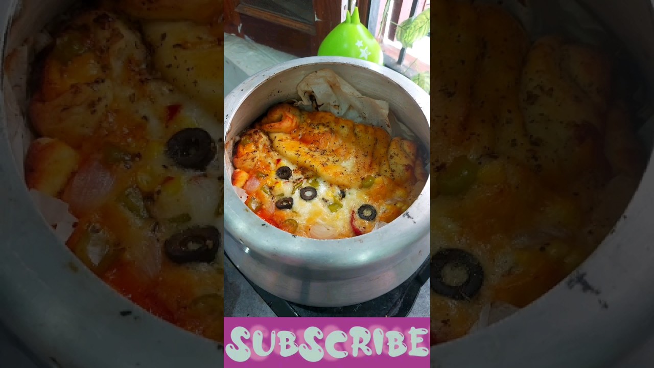 jab ghar me sabki choices ho alag alag aur cooker ho 1 toh banao all in 1 pizza garlic bread zingy💃