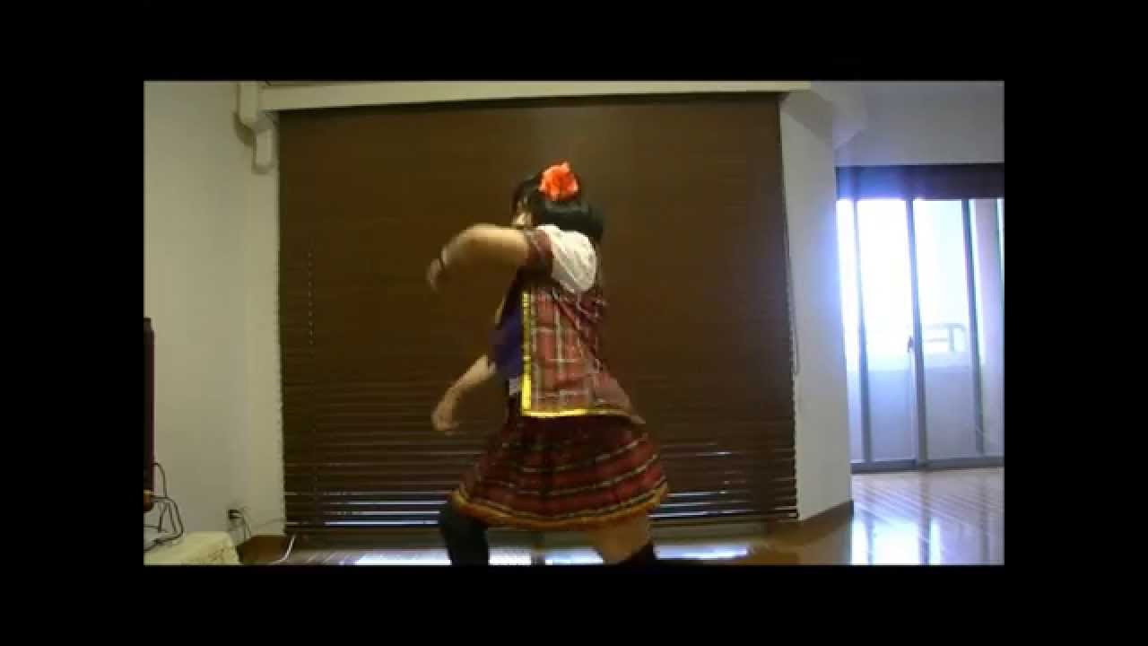 キンタローのフライングゲットを踊っている前田敦子のモノマネを真似てみた Youtube キンタローのフライングゲットを踊っている前田敦子のモノマネを真似てみた Youtube