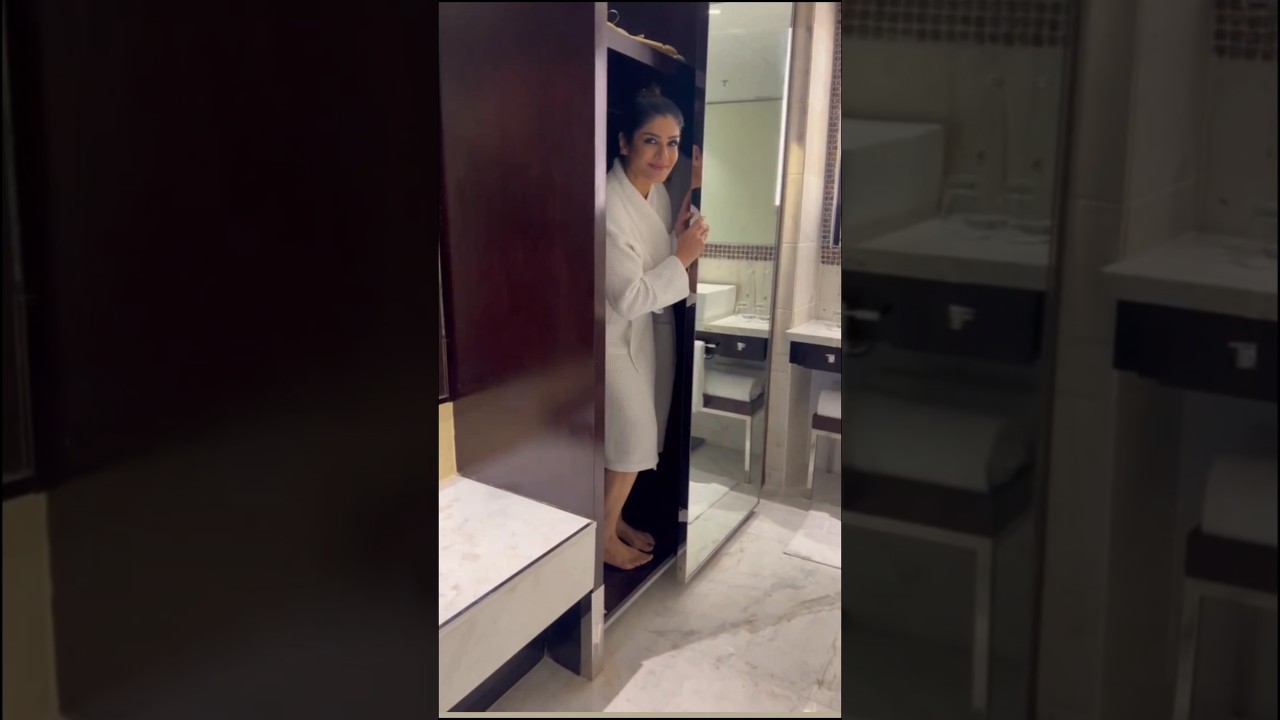 Raveena Tandon Actress #raveenatandon #raveena #newsong #music #song #punjabisong #love #bollywood