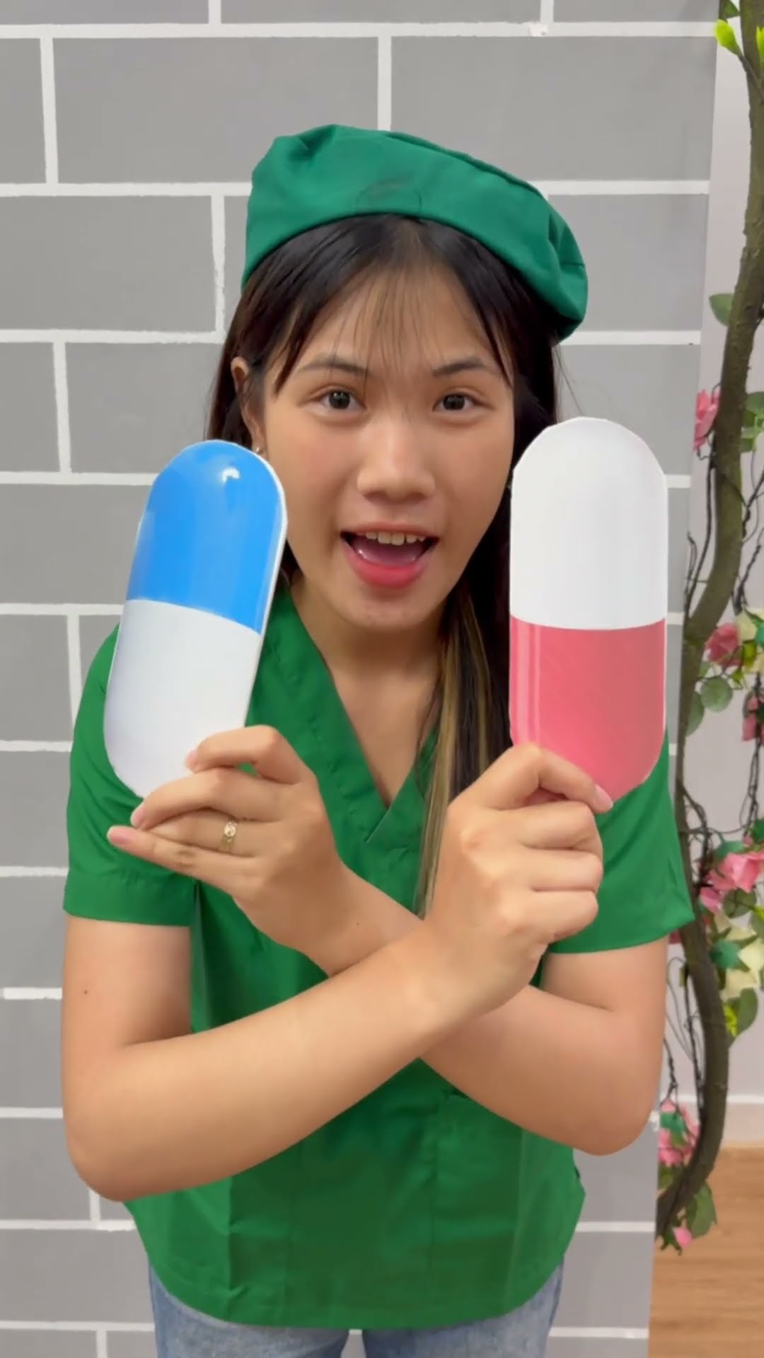 Su Hao comedy: Little boy doesn't want to take medicine ?