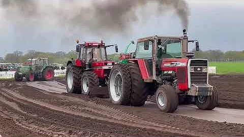 Massey Ferguson 2775