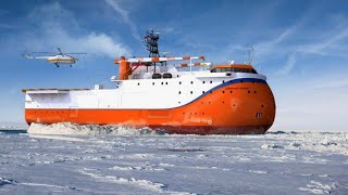 Российский арктический корабль «Северный полюс».