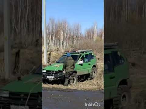 УАЗ Патриот на АТ и МТ резине по грязи