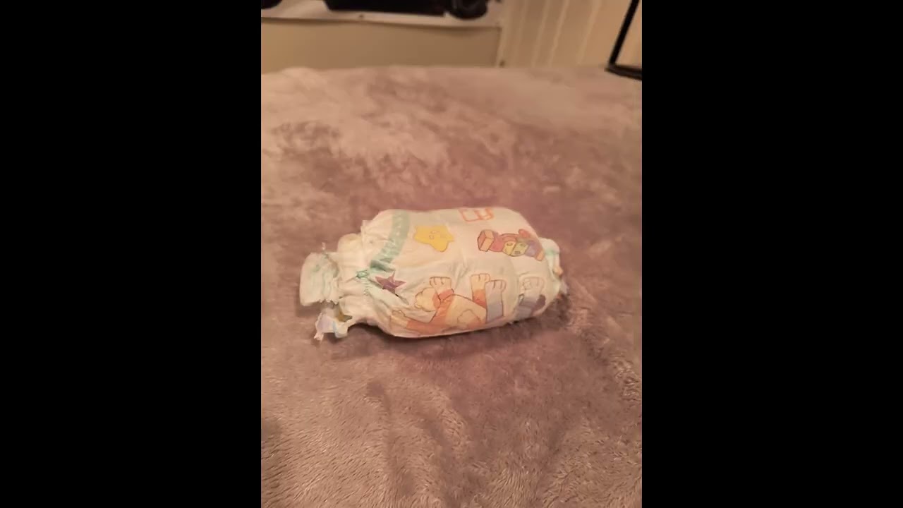 informal video about the Pampers easy ups bluey designs and absorbency 