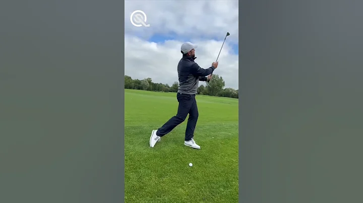 How To Hit a MASSIVE Flop Shot 🆙 #golfshorts #golfer #golftips #golfcoach ##shorts #fyp