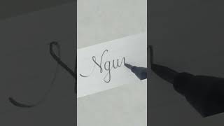 Letra cursiva - Nguyen