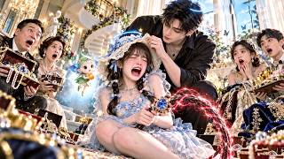 Reborn as a Villainess, I Must Woo a Ruthless Boss—He Hears My Thoughts and Spoils Me!