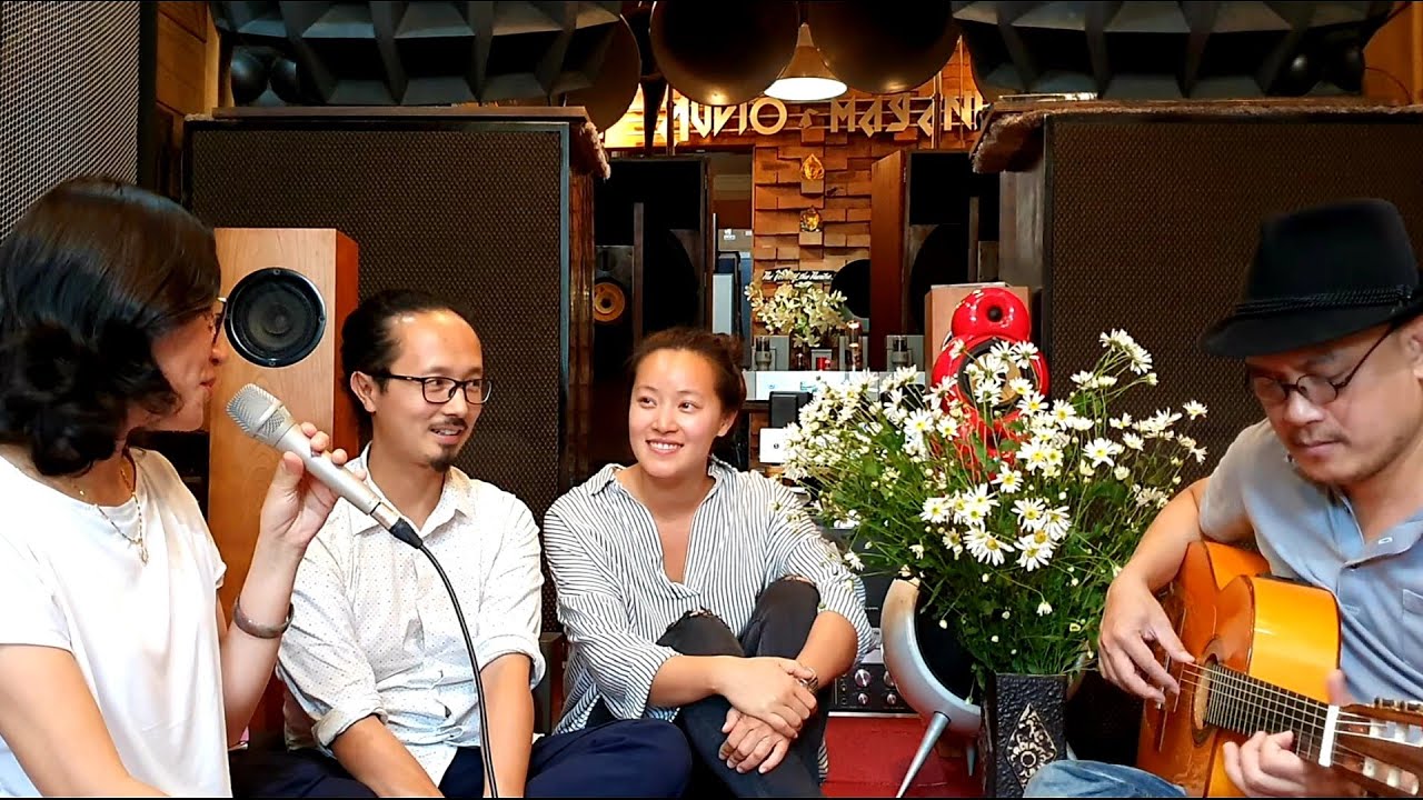 Xúc động về kỷ niệm : Hát cho NGƯỜI NẰM XUỐNG - Cô gái từ USA về gặp Hạnh AnAn .