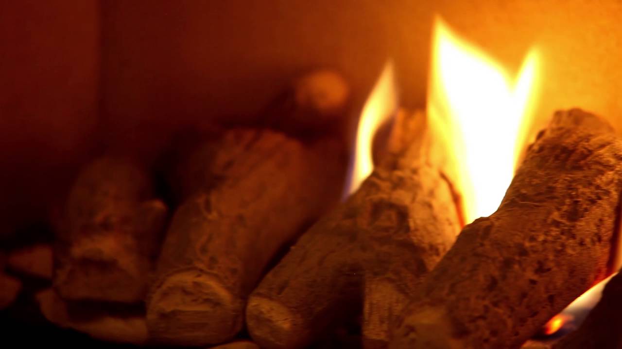 Paragon P8 Hole in the Wall gas Fire