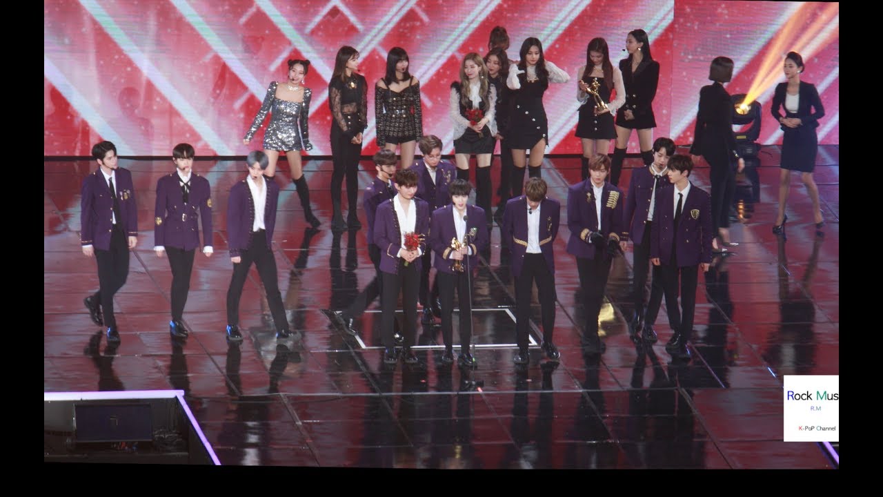 트와이스 (TWICE) X 워너원(Wanna One) 본상수상소감 [4K 직캠]@190106 락뮤직