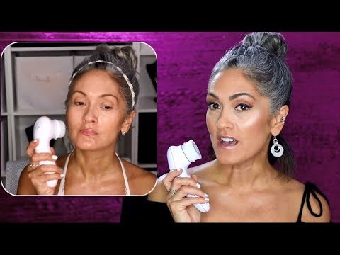 Video Love My Skin Cleansing Brush 