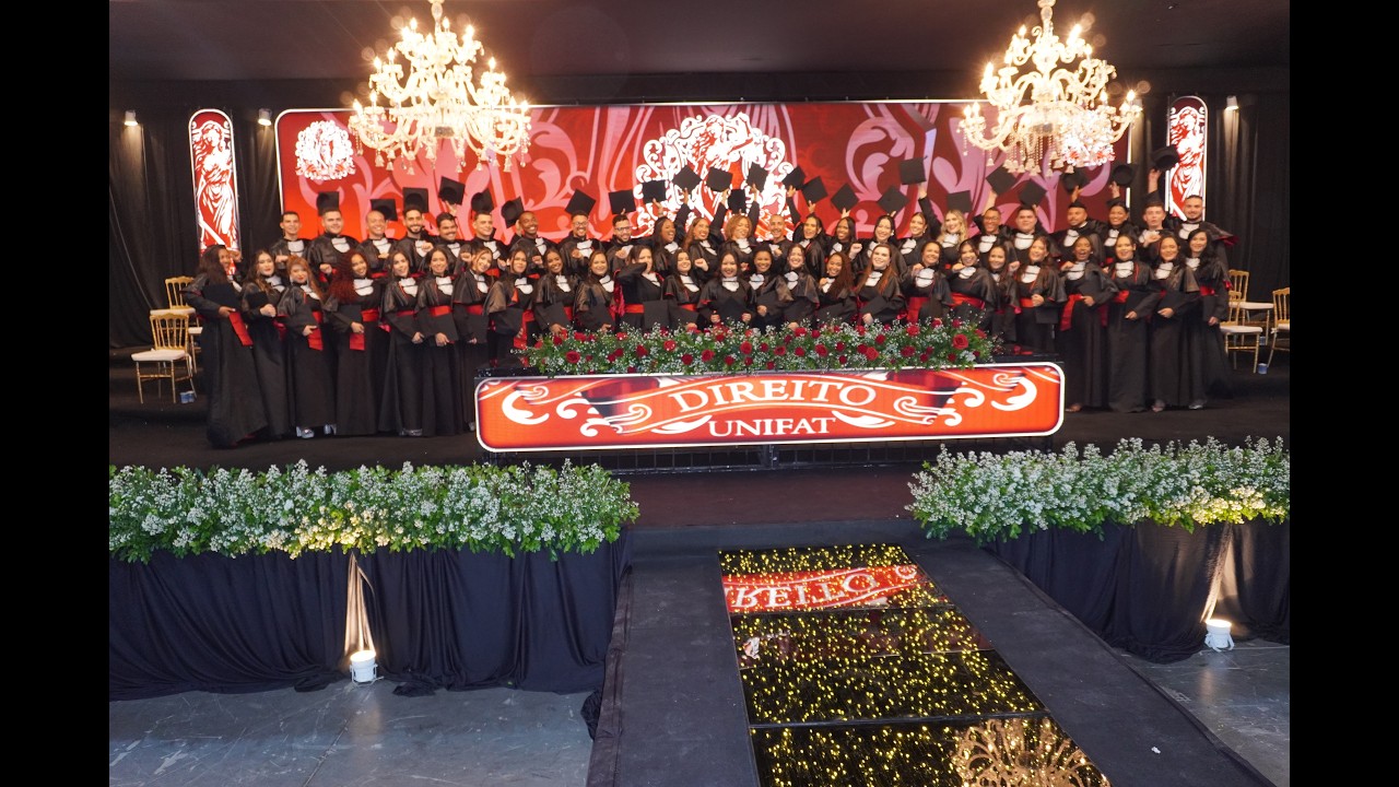 FORMATURA DE DIREITO
