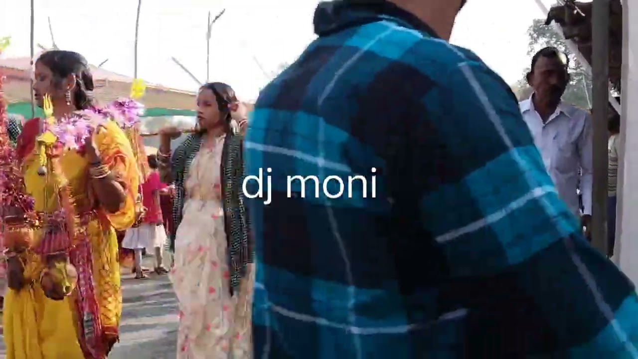 সবাই জল নিয়ে যাচ্ছে দেখুন কেমন শিব পুজাতে সামনে Lk music কি  তাণ্ডব শুরু করেছে দেখুন#hindufestival