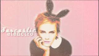 [ ᴡʜᴇɴ ʏᴏᴜ ᴡᴇʀᴇ ʏᴏᴜɴɢ ]