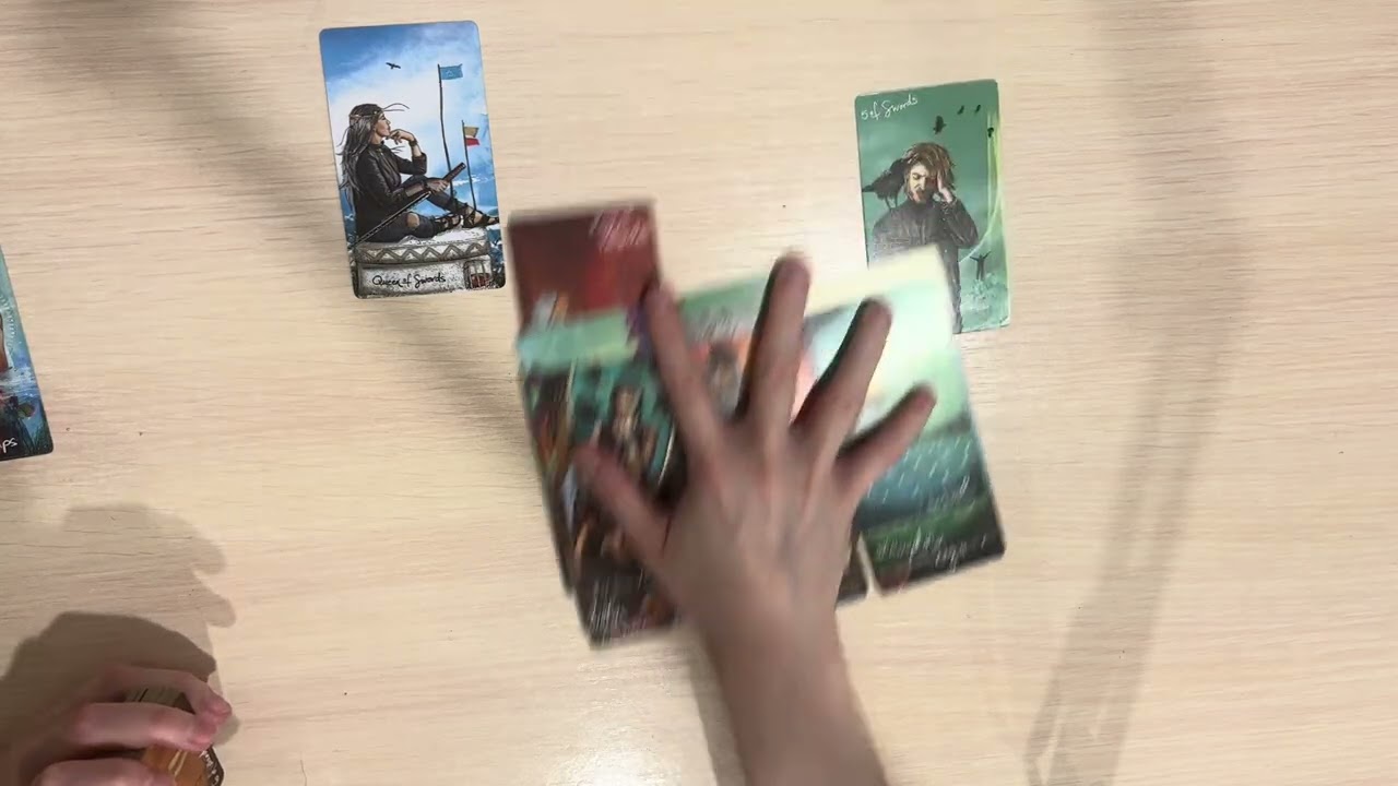 4 королевы: скучает, тоскует, делает вид, что все равно или и вправду отпустил? 💔